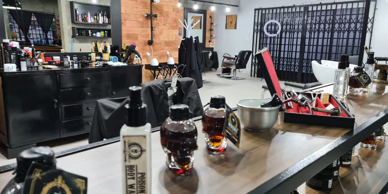 Barbearia de PG inova e traz o produto famoso entre os youtubers para limpeza de pele