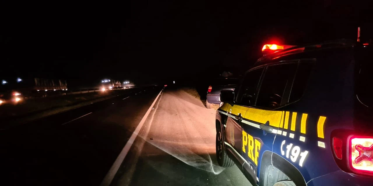 Motorista embriagado é preso após se envolver em acidente na BR-376 em PG