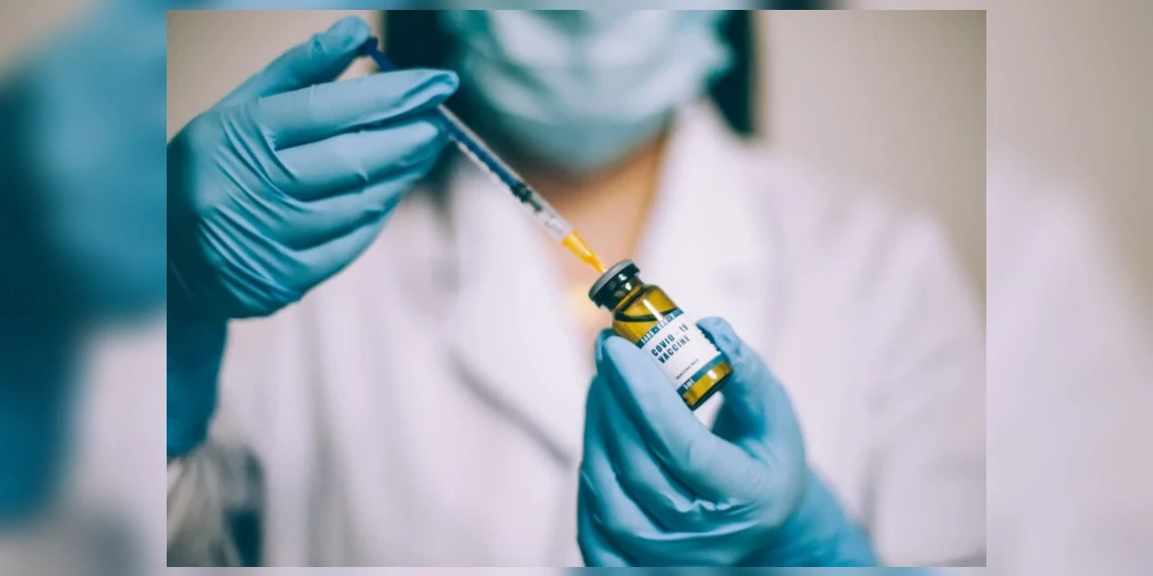 Israel reabre economia após vacinar quase metade da população contra COVID-19