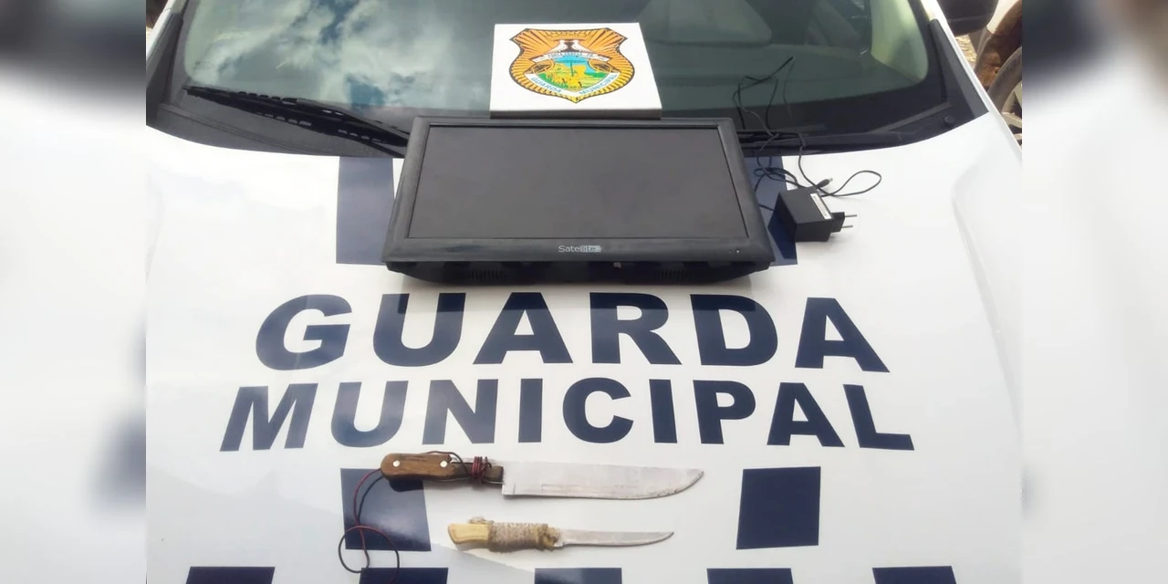 Guarda Municipal prende três pessoas por ameaça e invasão no bairro Contorno