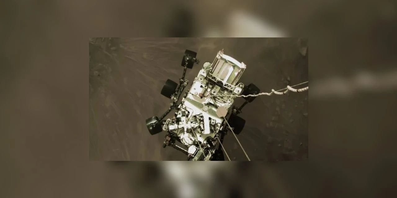 NASA apagou detalhes em fotos de Marte para "esconder verdade", acusam ufólogos