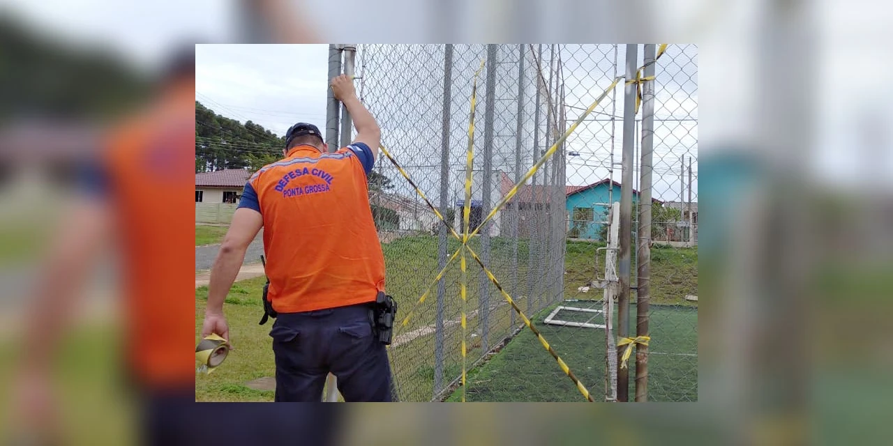 Defesa Civil interdita quadras esportivas em Ponta Grossa
