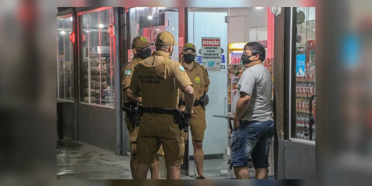 Mais de 3 mil estabelecimentos comerciais foram fiscalizados desde sábado no Paraná