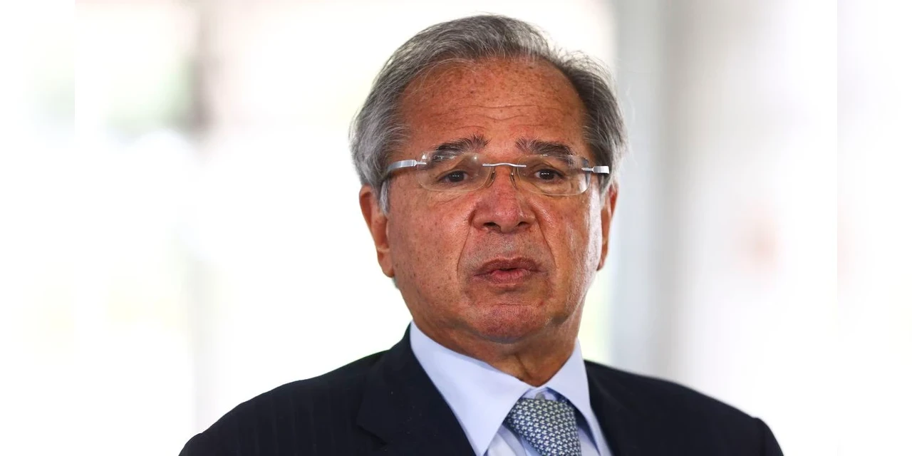 Valor médio de auxílio emergencial será de R$ 250, diz Guedes; Expectativa é que valor comece a ser pago ainda neste mês
