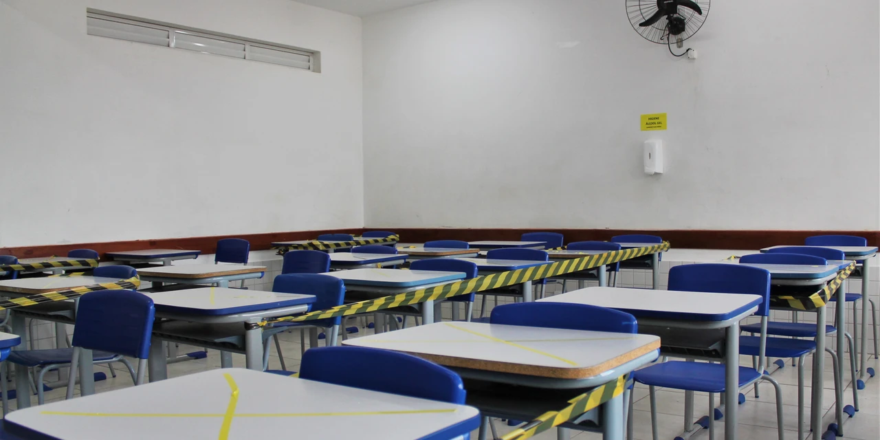 Governo suspende retorno das aulas presenciais da rede estadual