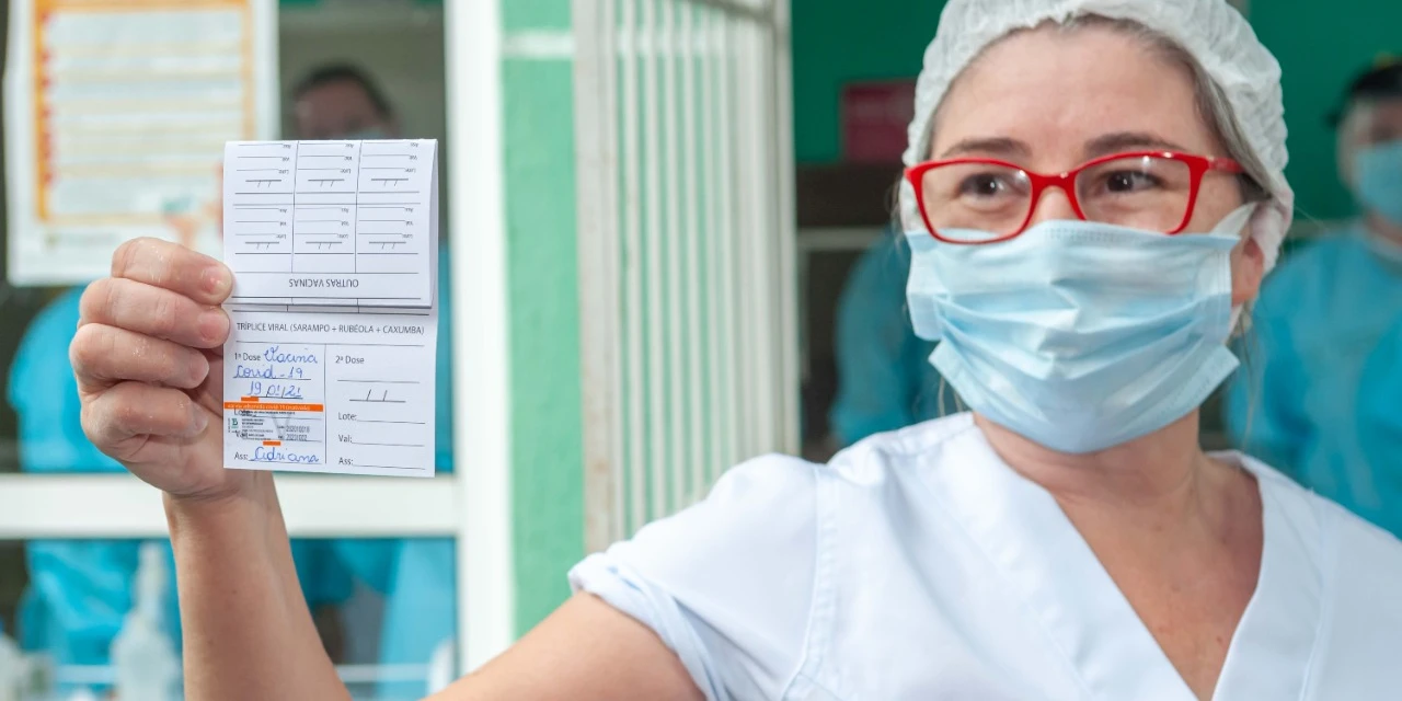 Associação dos Municípios dos Campos Gerais inicia negociação para compra de vacinas