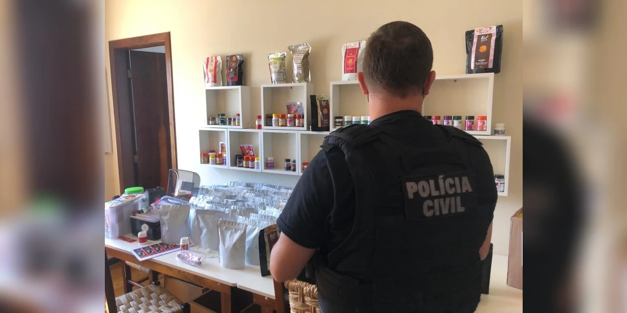 Vídeo: Polícia Civil e Vigilância Sanitária fecham laboratório clandestino em PG