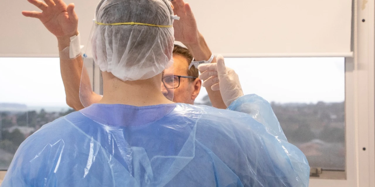 Profissionais da Educação Física atuam na reabilitação de pacientes Covid no HU-UEPG