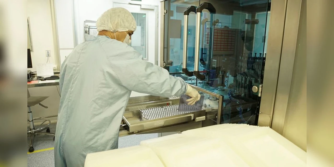 Fiocruz entrega 500 mil doses de vacina contra COVID-19 nesta quarta (17)