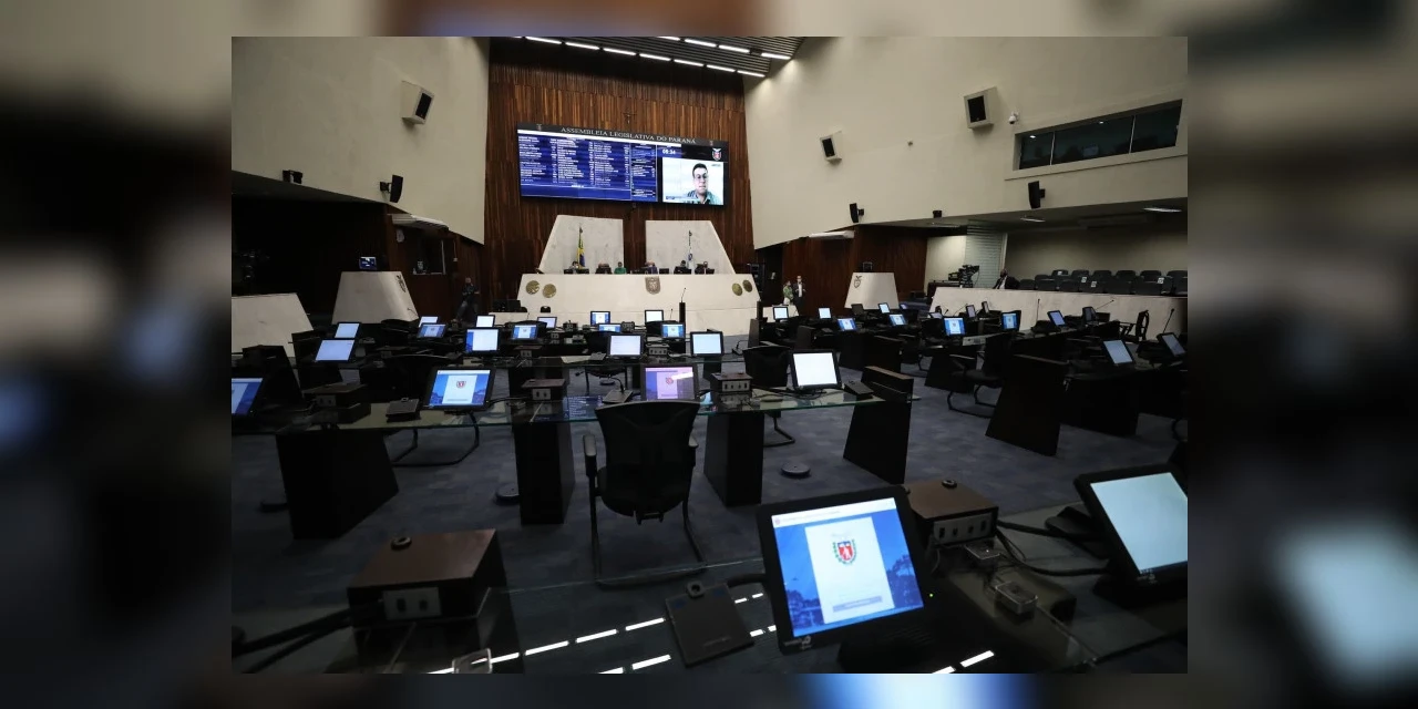 Assembleia aprova reconhecimento de calamidade pública em 66 municípios paranaenses