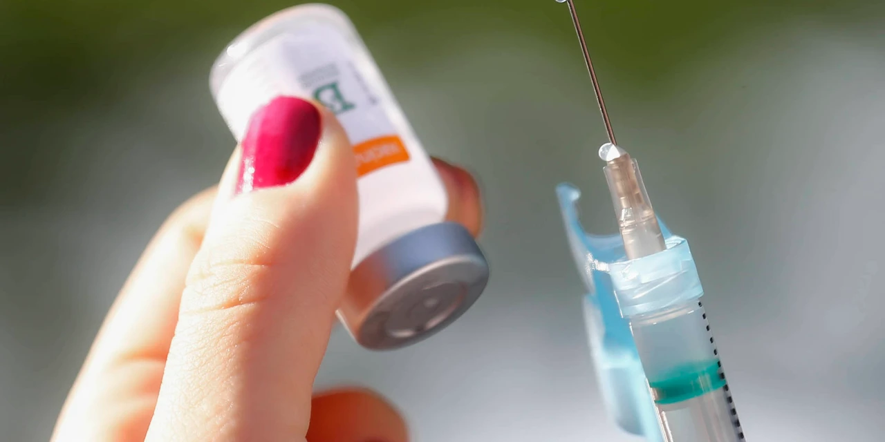 Paraná ultrapassa marca de 1 milhão de pessoas vacinadas contra COVID-19
