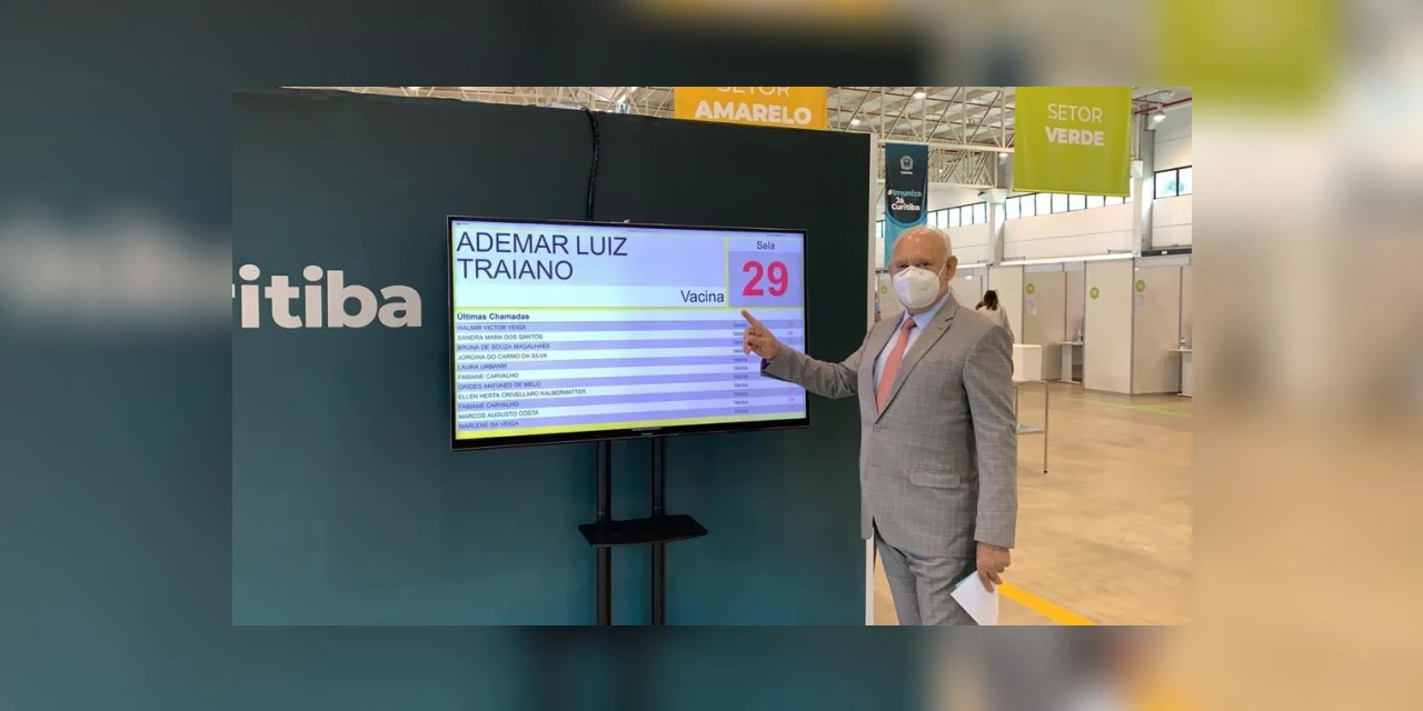 Presidente da Assembleia, deputado Ademar Traiano recebe primeira dose da vacina contra COVID-19