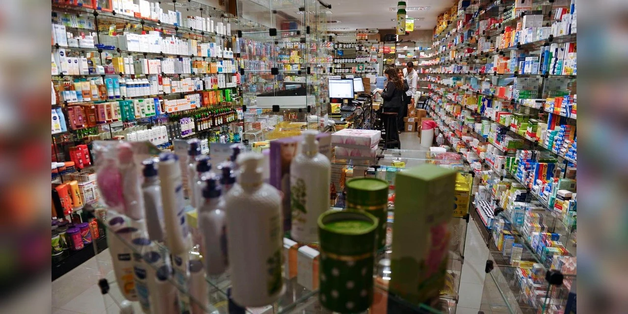 Medicamentos podem ficar até 10,08% mais caros a partir desta quinta (1º)