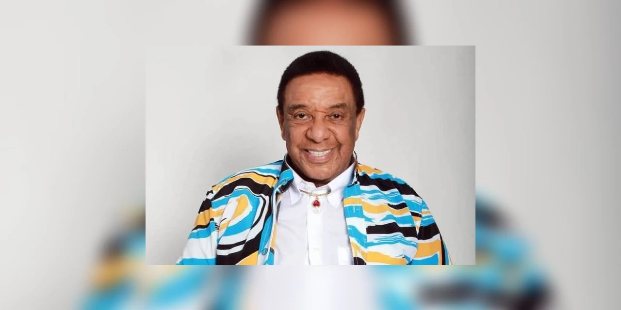 Morre o cantor Agnaldo Timóteo, vítima da COVID-19