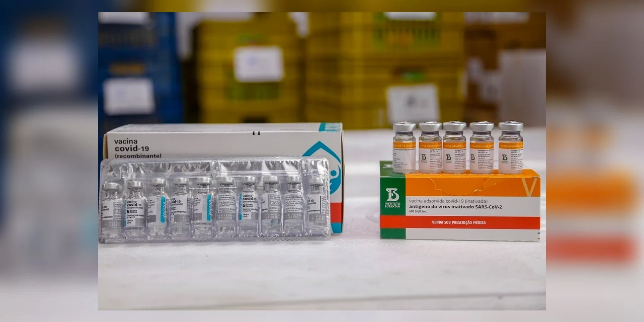 Paraná recebe remessa de 242 mil doses de vacina contra COVID-19