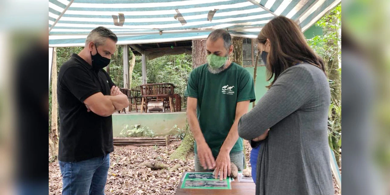 Secretaria de Turismo orienta gestores de parques naturais sobre a retomada das atividades