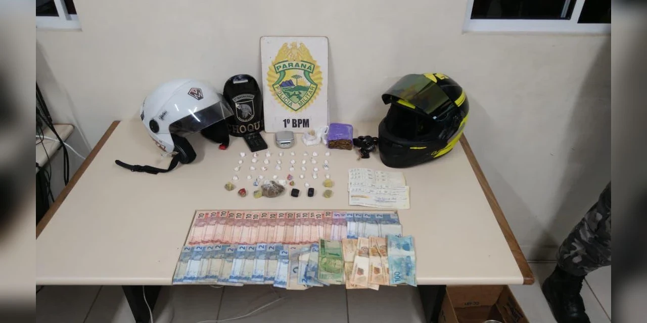 Dupla tenta fugir de abordagem policial, mas acaba presa por tráfico de drogas em PG
