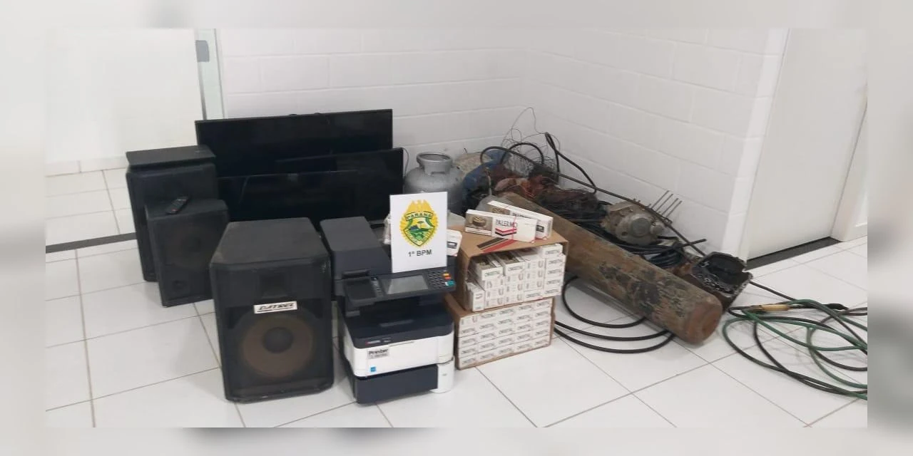 Polícia Militar fecha ferro velho com produtos furtados em Castro