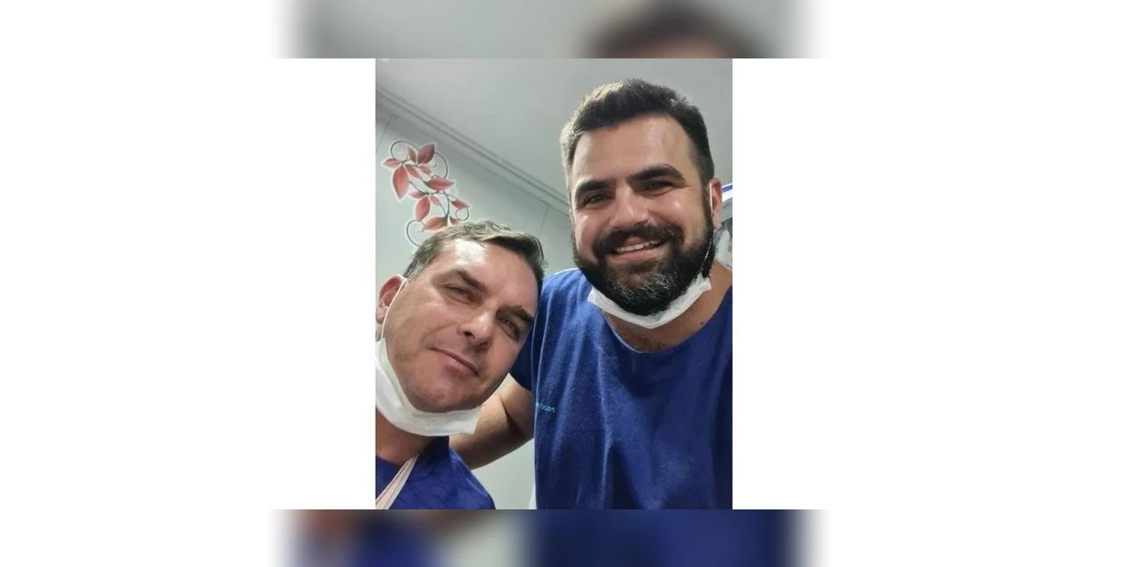 Vídeo: Flávio Bolsonaro sofre acidente com quadriciclo no Ceará; veja o momento