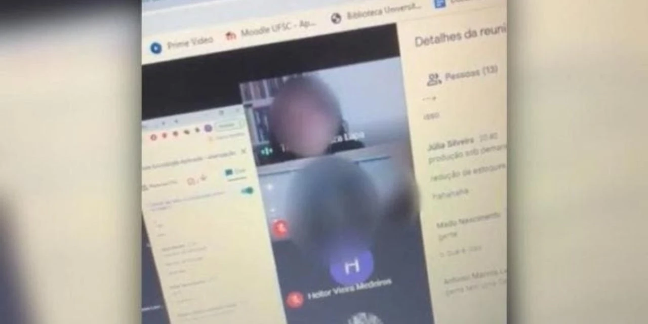 Vídeo: Aluno é flagrado fazendo sexo durante aula online da UFSC