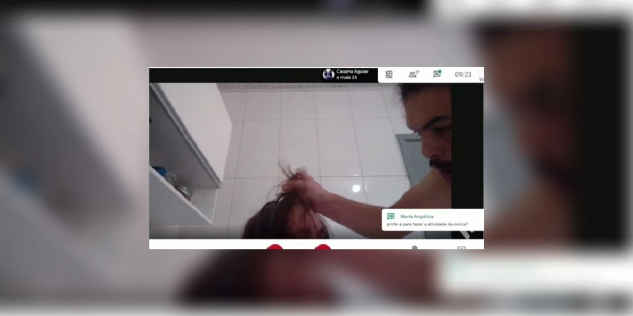 Criança é agredida por padrasto e câmera de aula online registra tudo