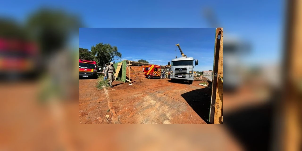 Urgente: Prédio em construção desaba em Foz e deixa pelo menos dois mortos e três feridos