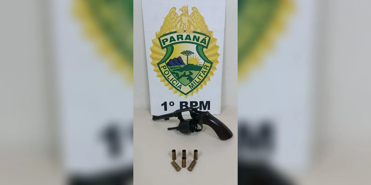 Polícia prende homem que ameaçava a ex-esposa com revólver em PG