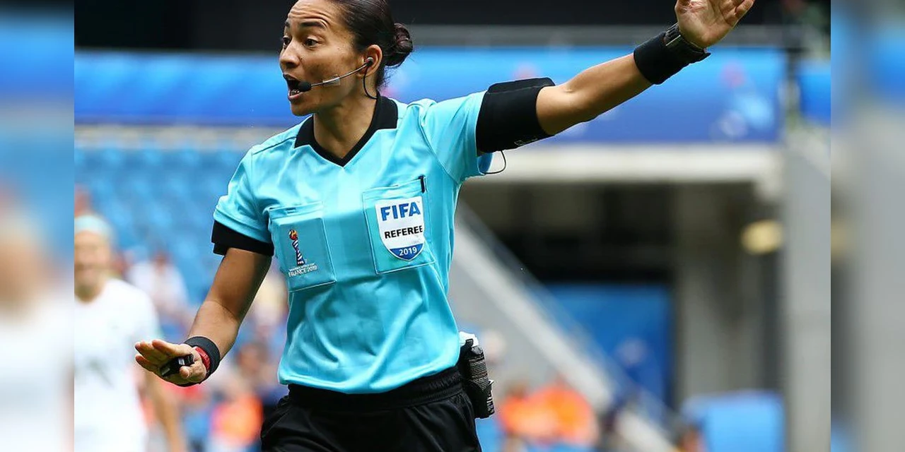 Paranaense, Edina Alves será única juíza de campo do Brasil na Olimpíada de Tóquio