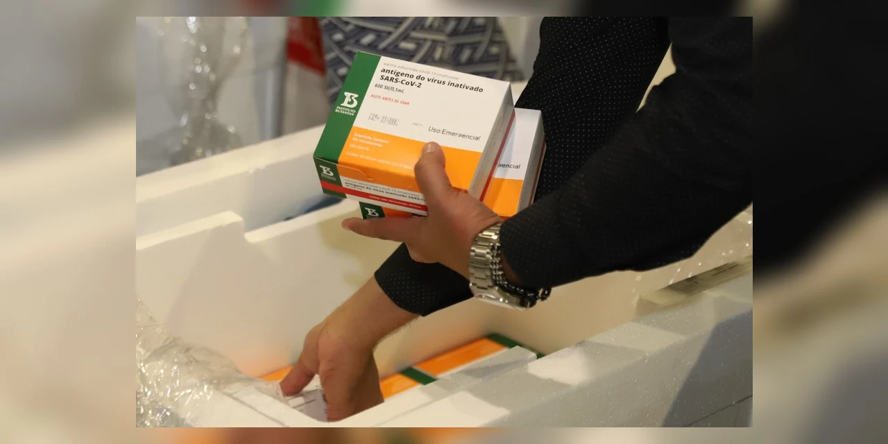 Regional de Saúde de PG recebe mais 21 mil doses de vacina contra a COVID-19 nesta quarta-feira (5)