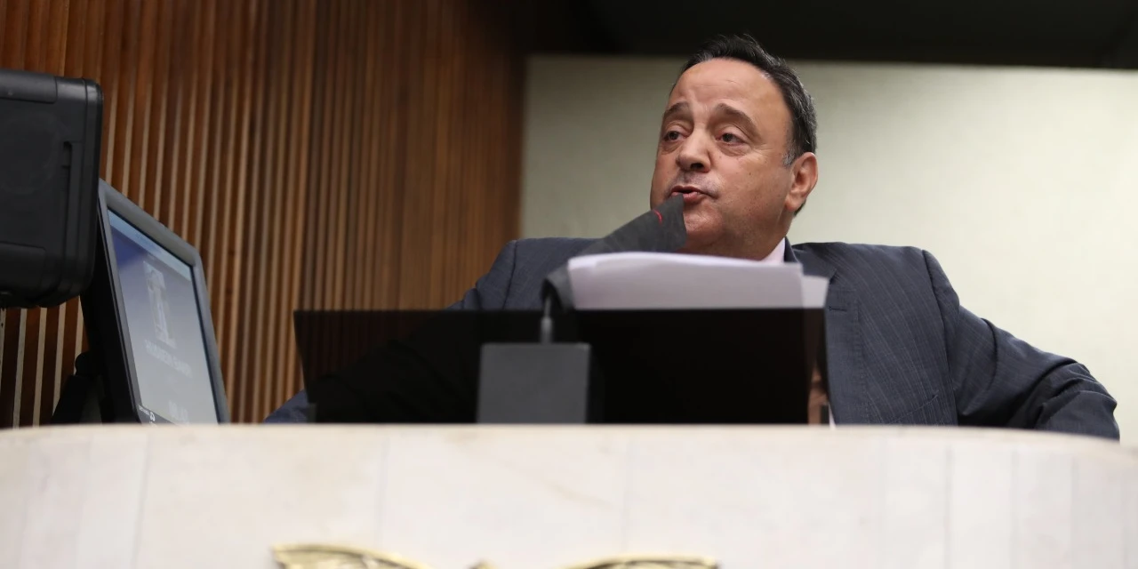 Vídeo: Hussein Bakri destaca importância no aprendizado e segurança sanitária na reabertura de mais 627 escolas estaduais