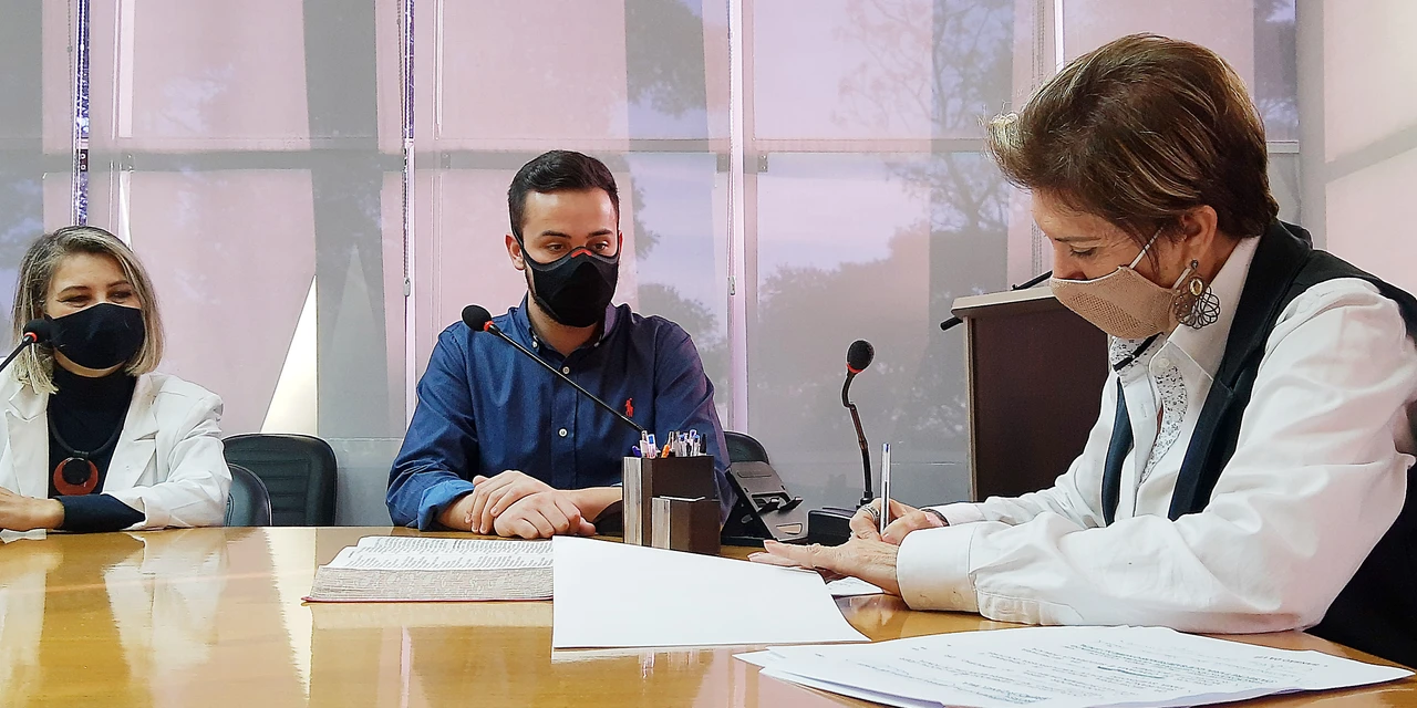 Prefeita Elizabeth sanciona lei sobre compartilhamento  câmeras particulares com o Município