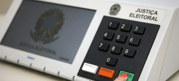Prefeito do Paraná é denunciado por compra de votos nas Eleições 2020