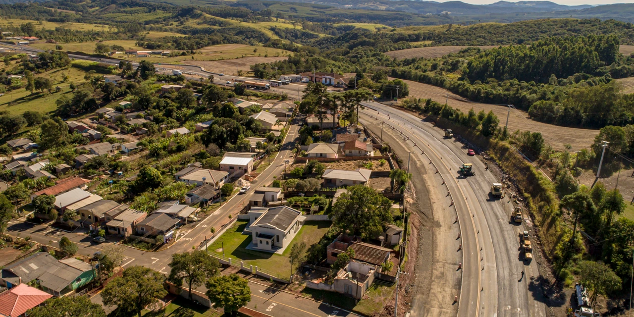 BR-376 e PR-151 terão restrições de tráfego para obras durante esta semana