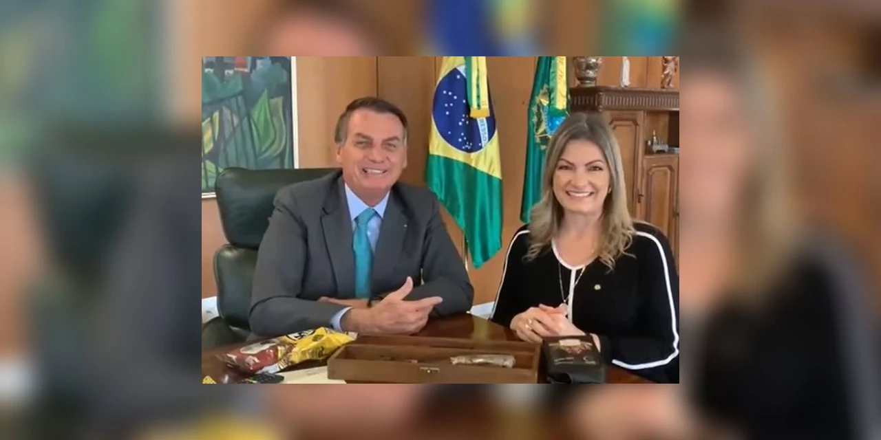 Vídeo: Deputada Aline Sleutjes convida Jair Bolsonaro para visitar os Campos Gerais