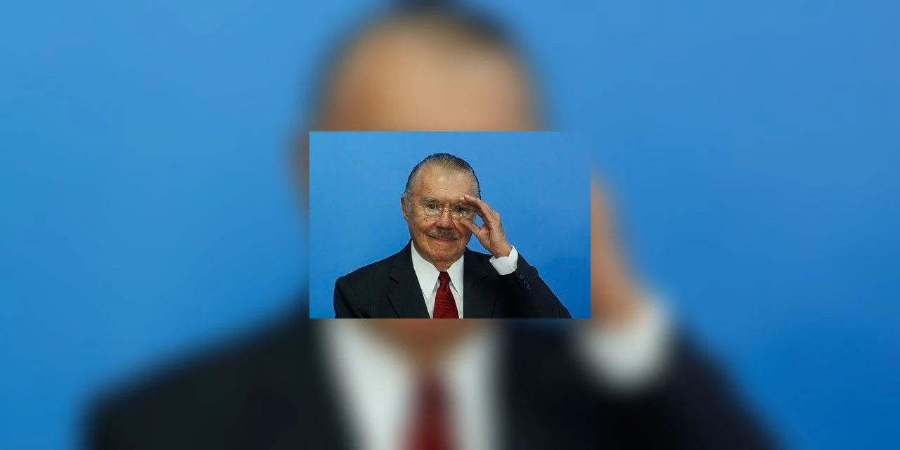 Ex-presidente José Sarney é internado em Brasília