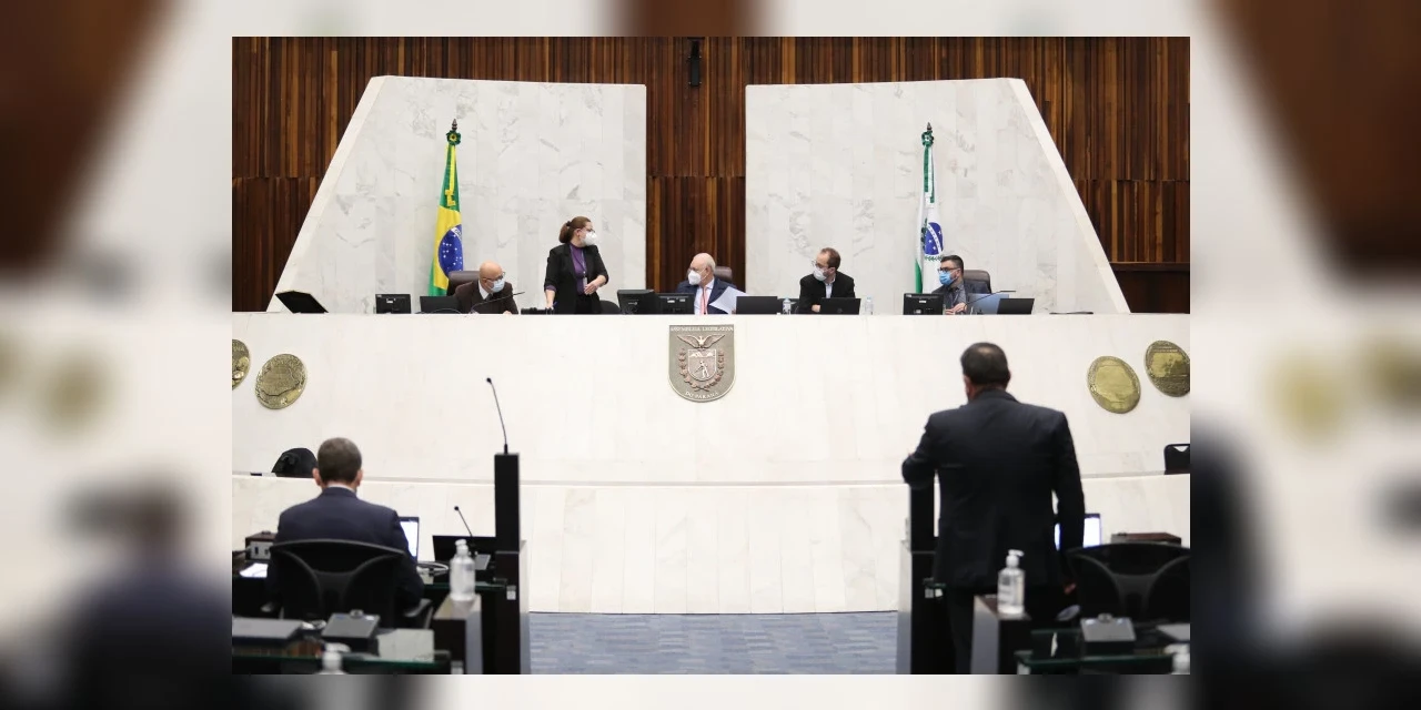 Segue para sanção projeto que prevê nova modelagem do plano de custeio da Previdência Social do Paraná