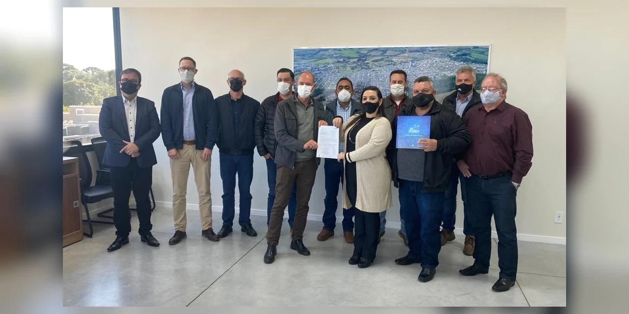 Elisângela anuncia projeto para incentivar instalação de Maltaria e UPL II em Carambeí com investimentos de R$ 108 mi