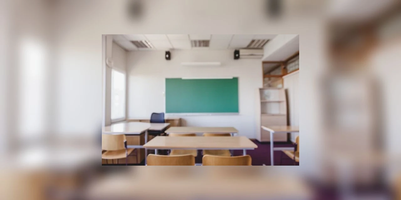 Eleições presenciais para diretores de escolas estaduais são suspensas no Paraná
