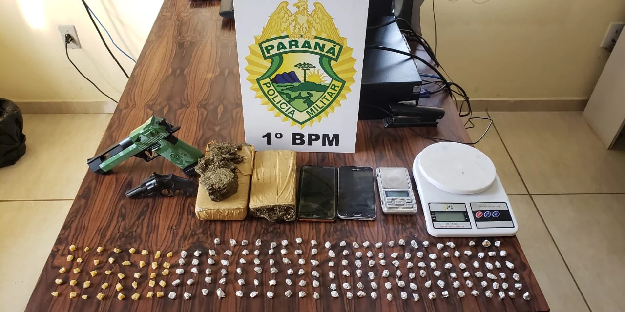 PM apreende quase 200 pedras de crack em Carambeí