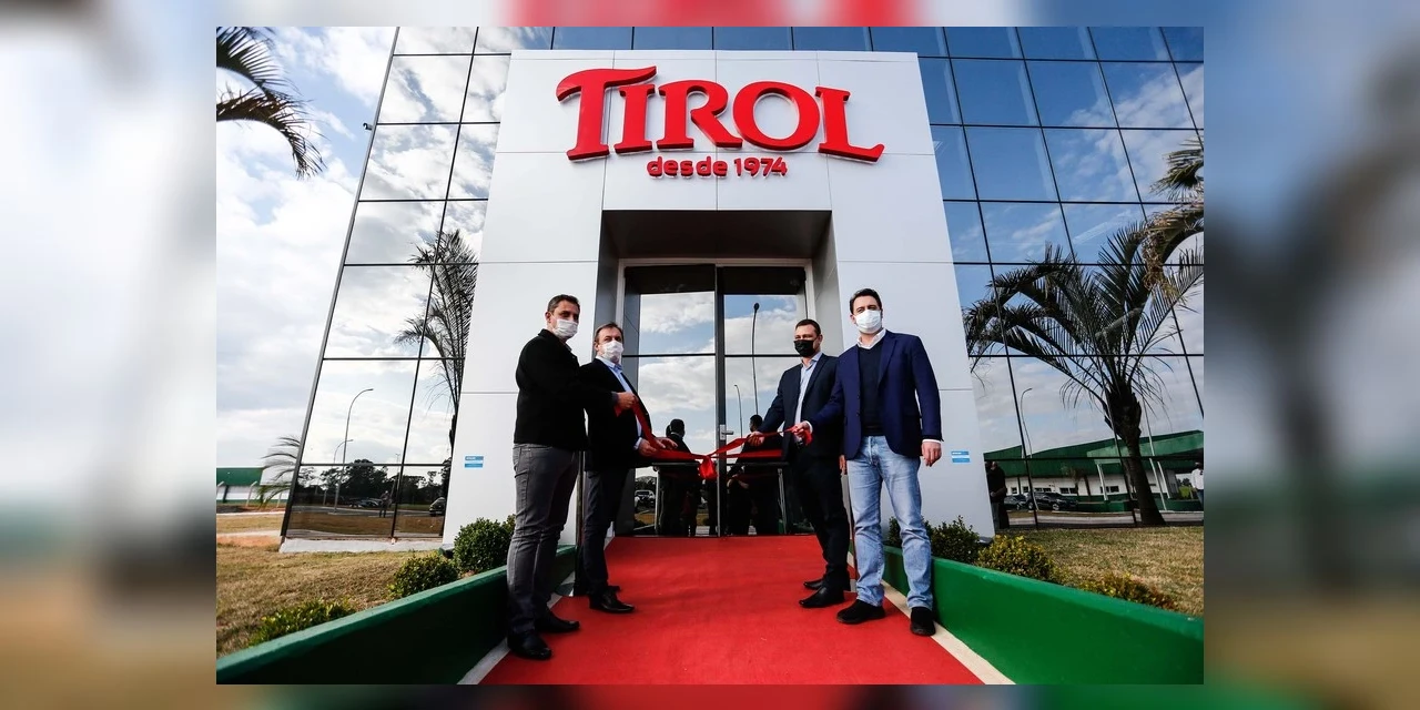 Ratinho Junior participa da inauguração da Tirol, maior investimento da história de Ipiranga