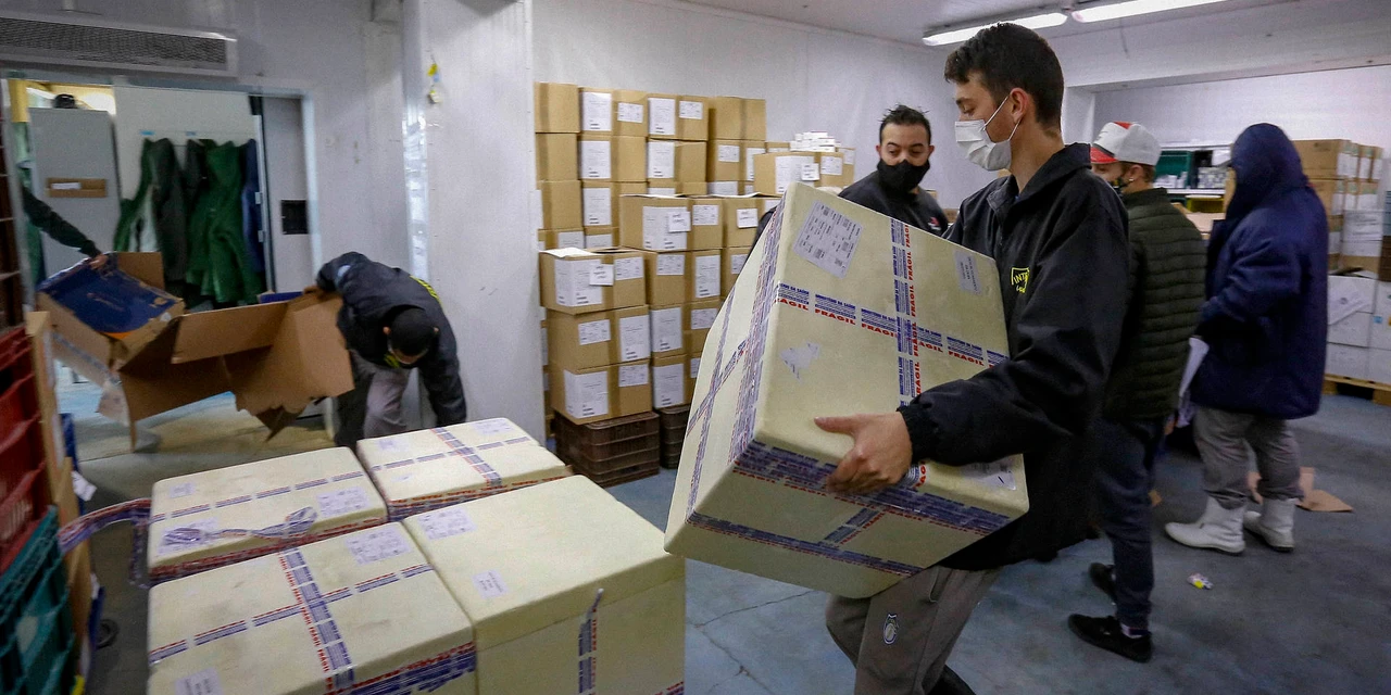 Regional de Saúde de PG recebe mais 10,9 mil doses de vacinas contra COVID-19