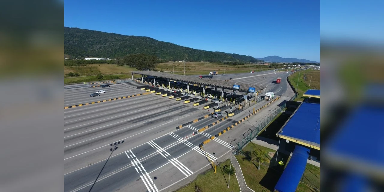 Às vésperas de um novo contrato, pedágio tem aumento de tarifa no Paraná; saiba o novo valor e as praças com reajuste