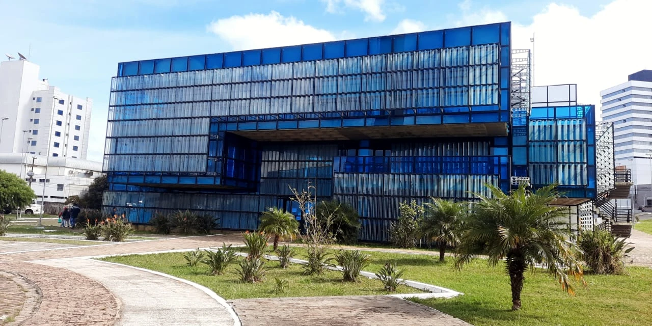 Acervo virtual com mais de sete mil títulos é disponibilizado pela Fundação de Cultura de PG; saiba como acessar