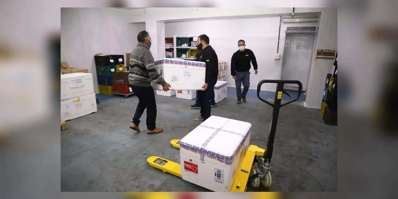 Regional de Saúde de PG deve receber mais de 10 mil doses de vacina nesta sexta (16)