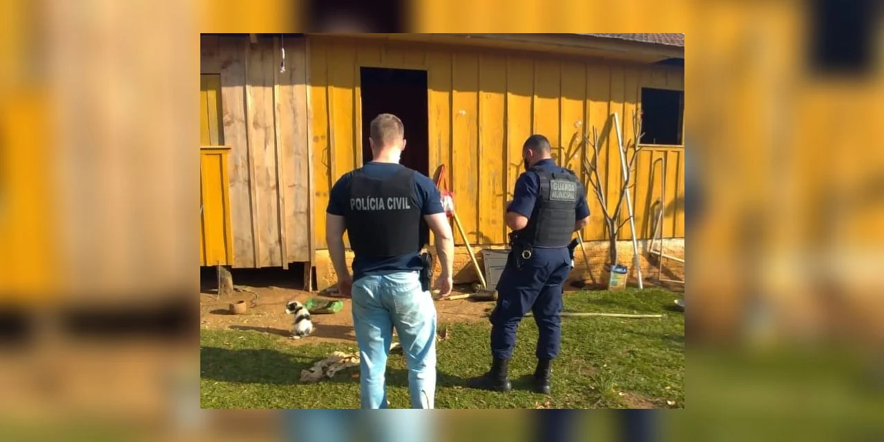 Homem investigado por estupro das três enteadas é preso por posse ilegal de arma de fogo em Castro
