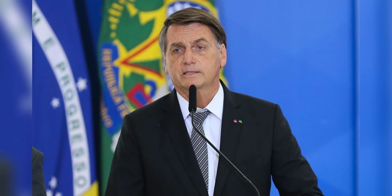 Bolsonaro e aliados tentam reduzir 'fundão' para R$ 4 bilhões, afirma jornalista
