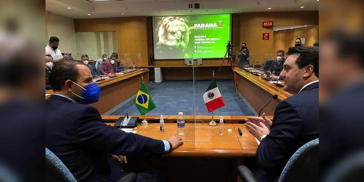 Ratinho Junior apresenta políticas de desenvolvimento sustentável a prefeitos do México