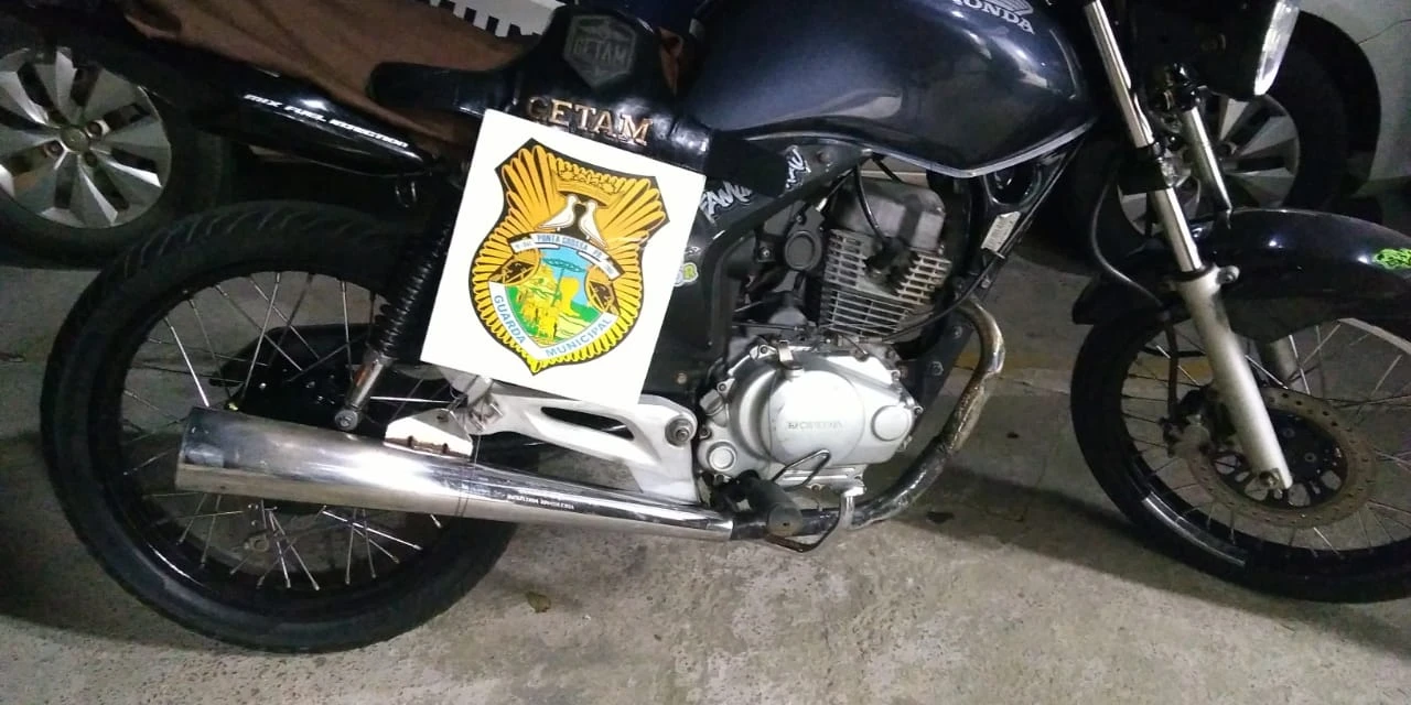 Guarda Municipal prende indivíduo que trafegava com moto furtada em Uvaranas