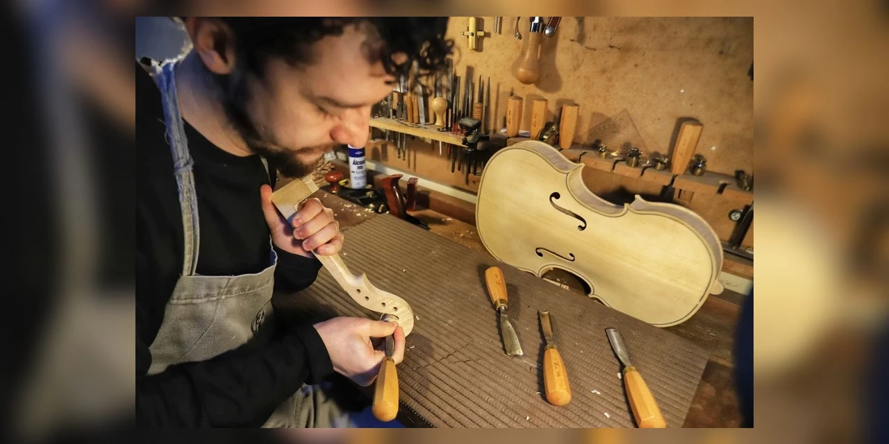 Paraná é referência na produção de instrumentos musicais artesanais