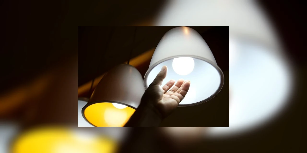 Bandeira tarifária de agosto se manterá vermelha, decide Agência Nacional de Energia Elétrica